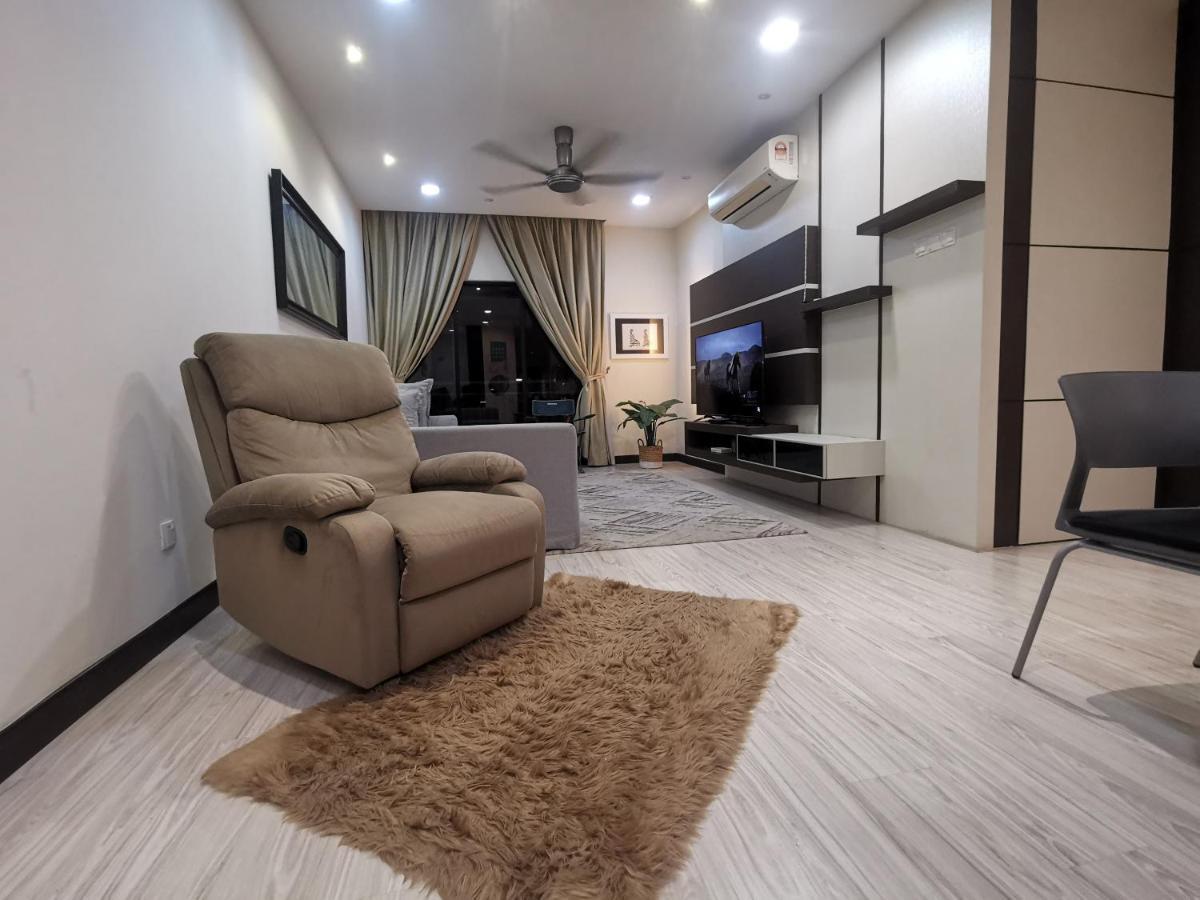 Enarahomes Shah Alam Buitenkant foto